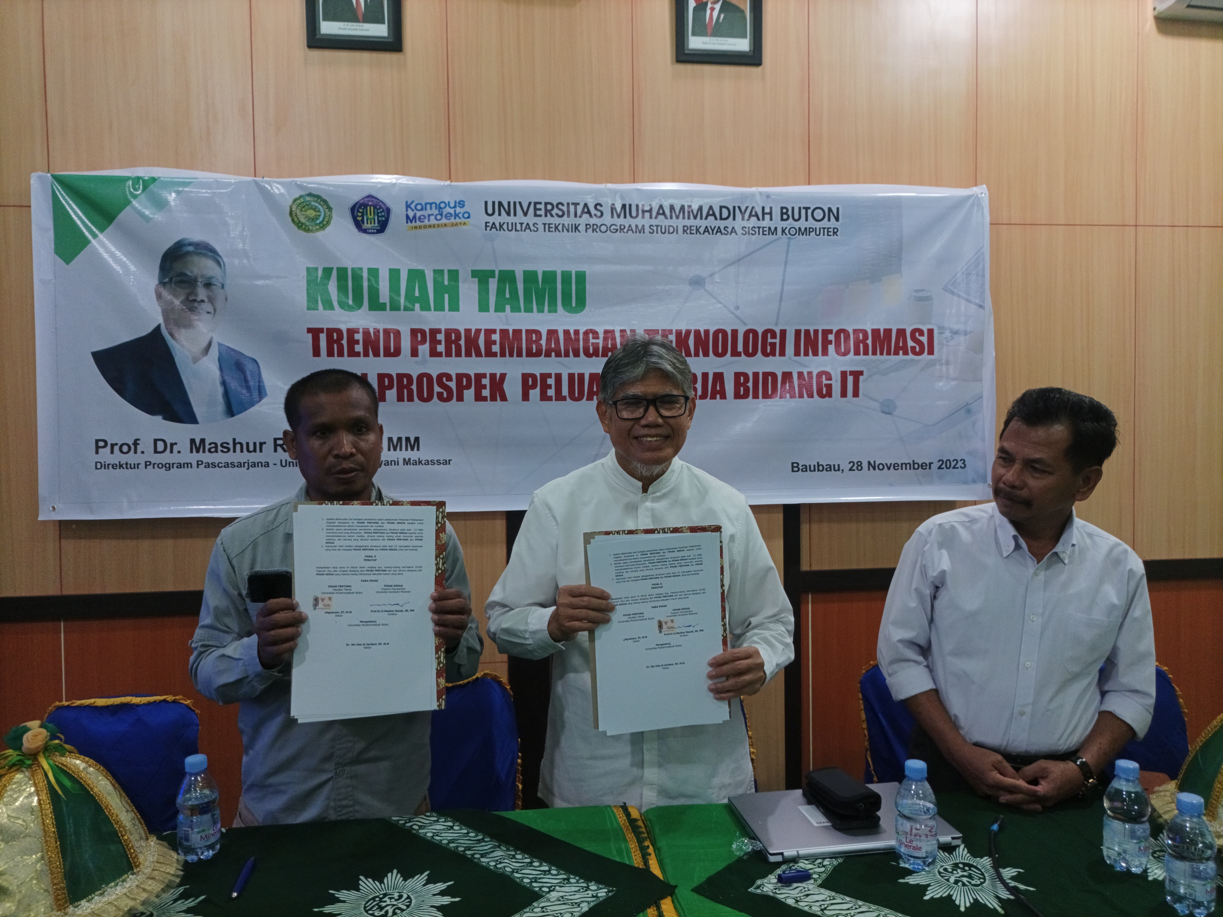 penandatangan_mou_.jpg